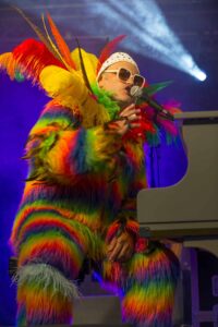 Eltonology - Elton John Tribute Band 13
