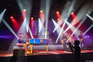 Eltonology - Elton John Tribute Band 8