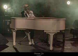 Eltonology - Elton John Tribute Band 12