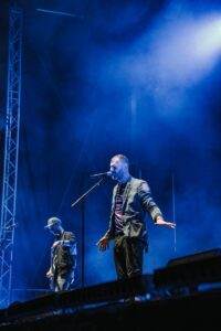 SHIVER - a thrilling Coldplay Tribute Band 6