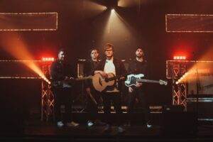 Thinking out Loud - Ed Sheeran Tribute Band 8